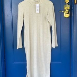 Amour Vert Fitted Dress